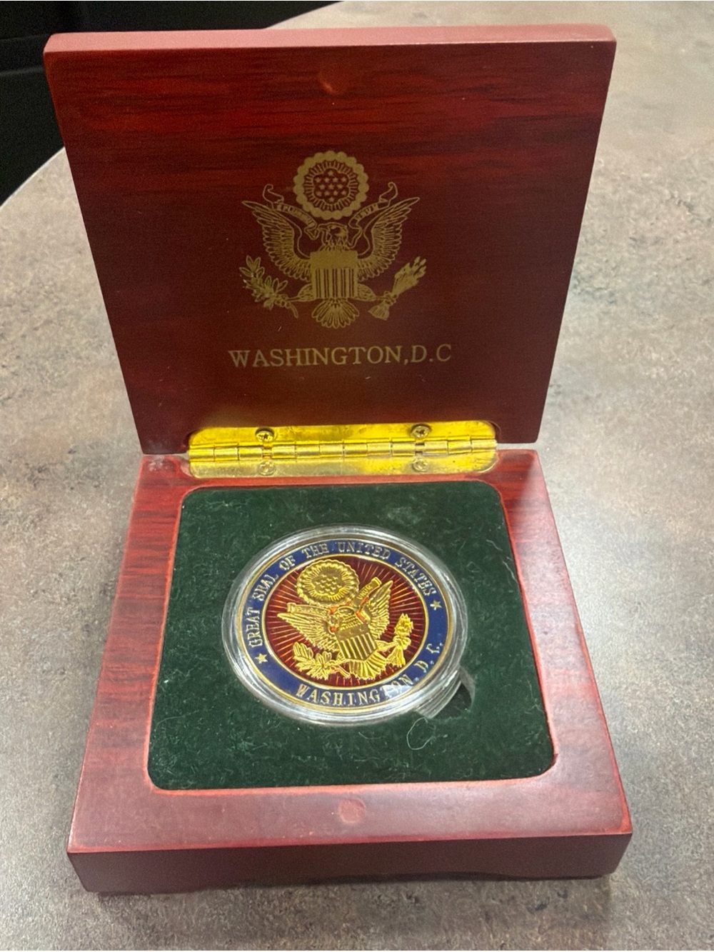 Washington D.C. White House Eagle Challenge Coin in Wooden in Display Box